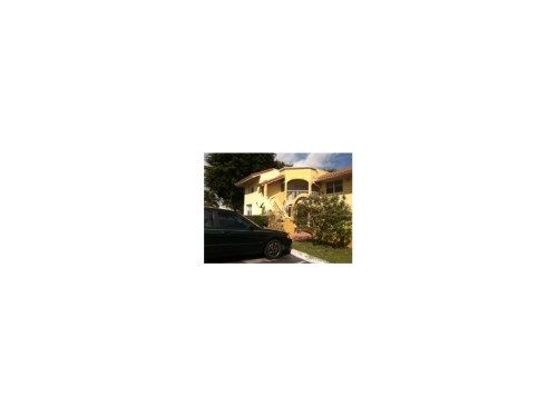 15675 SW 74 CR # 10, Miami, FL 33193