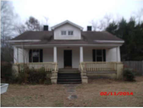 366 Highland Ave, Batesburg, SC 29006