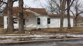 331 E Vine St, Sullivan, MO 63080