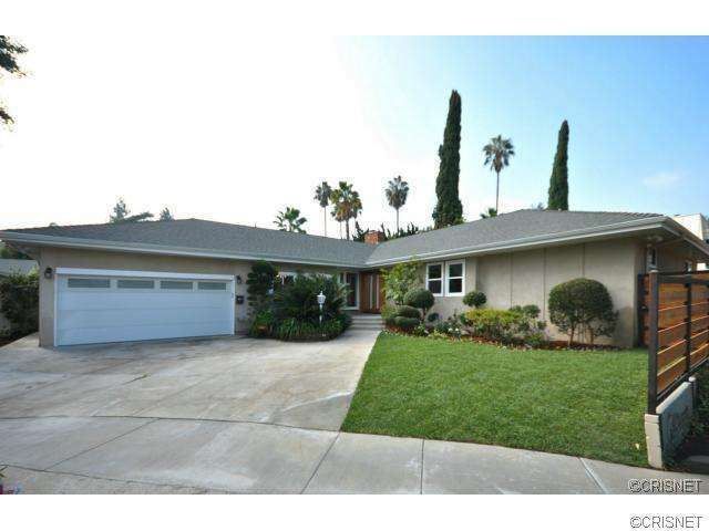 5427 Costello Avenue, Van Nuys, CA 91401