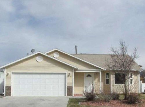 546 Autumn Breeze Dr, Clifton, CO 81520