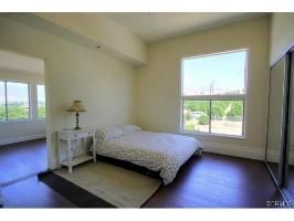 594 South KING Street, Redlands, CA 92374