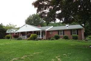 186 Burbank Rd, Roan Mountain, TN 37687