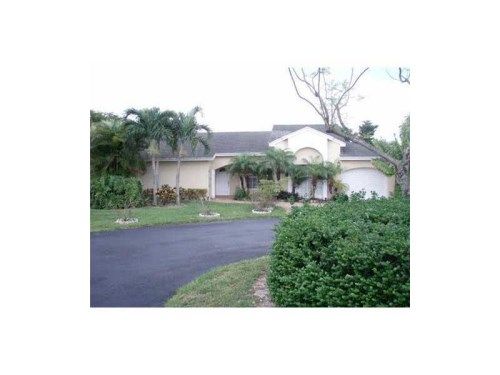 9965 NW 51 TE, Miami, FL 33178