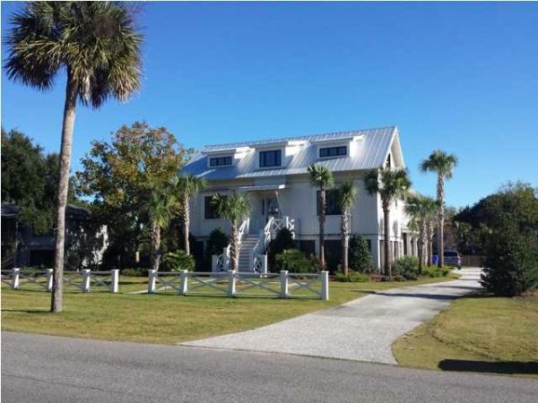 3029 MIDDLE ST, Sullivans Island, SC 29482