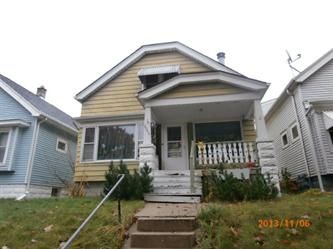 3040 14th St, Milwaukee, WI 53215