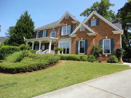 4060 Whispering Pines Court, Suwanee, GA 30024