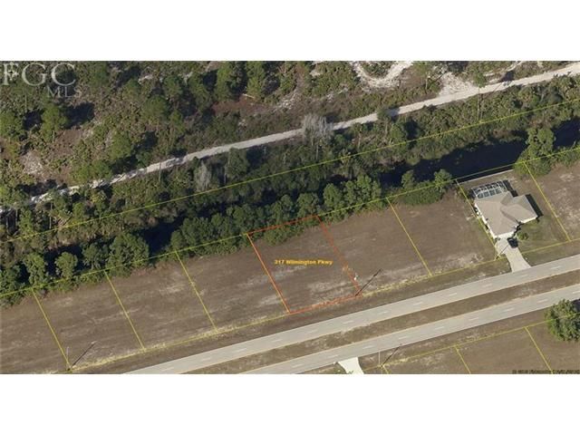 317 Wilmington PKY, Cape Coral, FL 33993