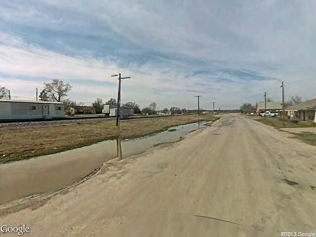 Ne Front St, Millsap, TX 76066