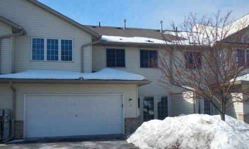 2415 Fox River Pkwy Unit H, Waukesha, WI 53189