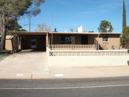 305 3rd Street, Huachuca City, AZ 85616