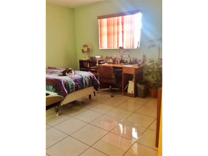 6055 W 19 AV # 304, Hialeah, FL 33012