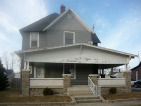 1410 S G St, Elwood, IN 46036