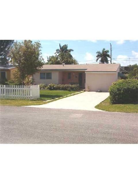 3246 HAYES ST, Hollywood, FL 33020