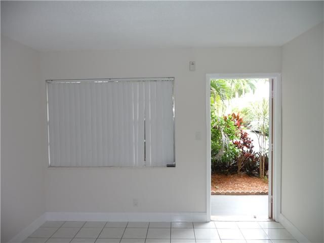 1830 CLEVELAND ST # 3, Hollywood, FL 33020