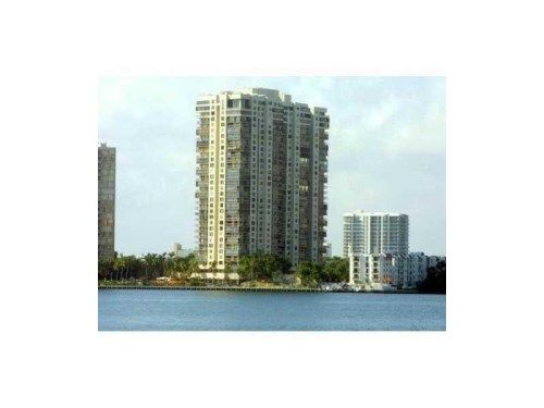 2333 BRICKELL AV # 1915, Miami, FL 33129