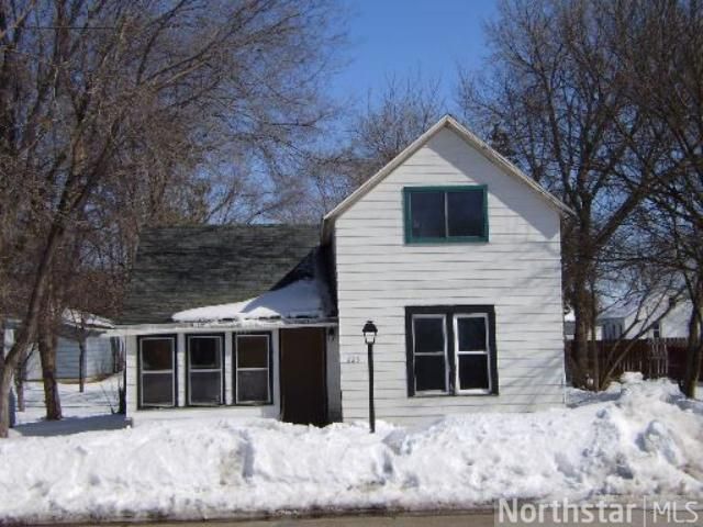 225 Cherry Ave N, Annandale, MN 55302