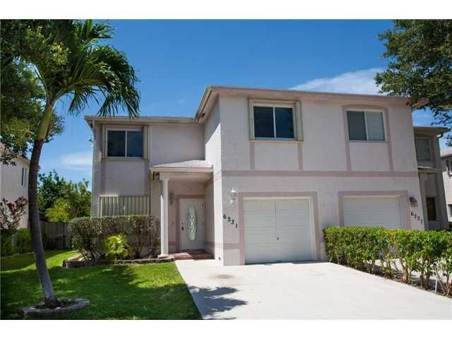 6231 NW 2ND ST, Pompano Beach, FL 33063