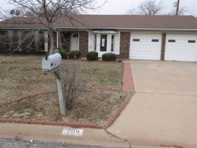 289 Nottingham Trl, San Angelo, TX 76901