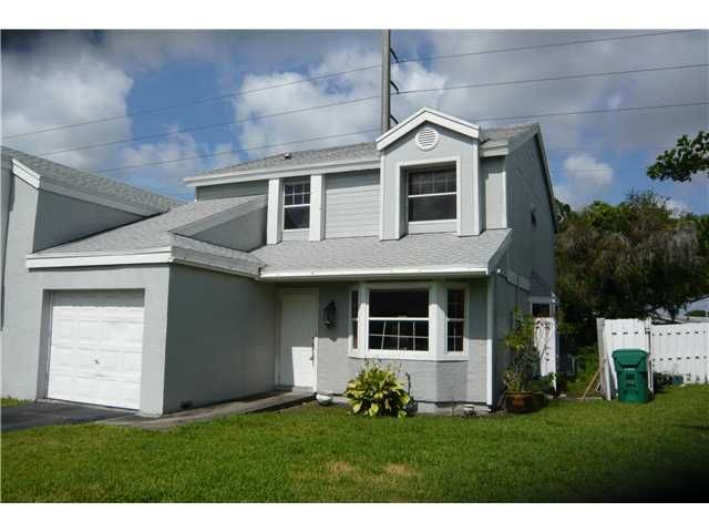 1061 SW 111TH WY, Fort Lauderdale, FL 33324