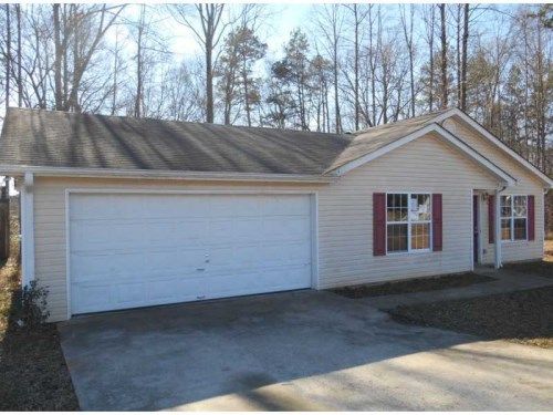 240 Silverwood Drive, Gillsville, GA 30543