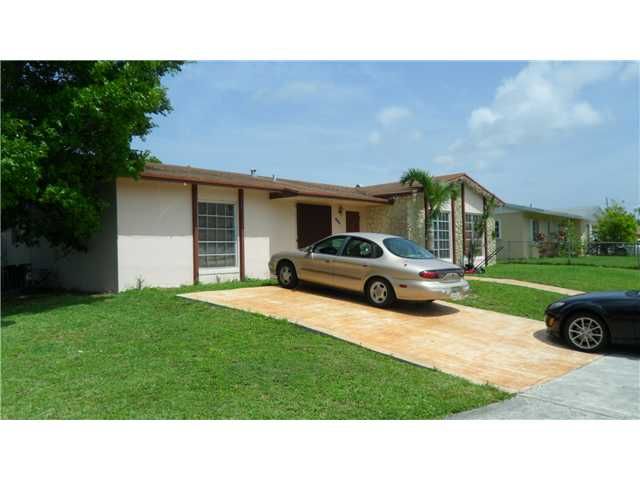 15322 SW 108 PL, Miami, FL 33157