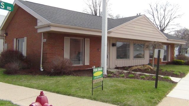 859 Monroe St, Carleton, MI 48117