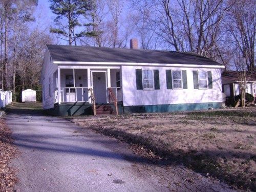 124 Forest Hills Rd, Elberton, GA 30635