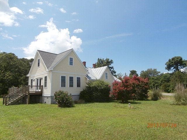 Windmill Point, White Stone, VA 22578