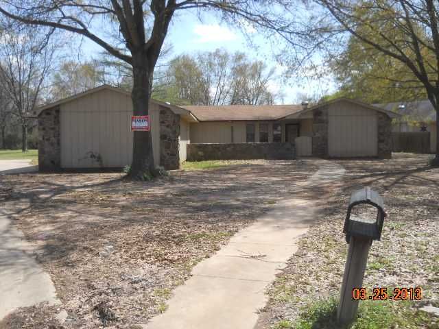 11 Reynolds Dr, Mc Gehee, AR 71654