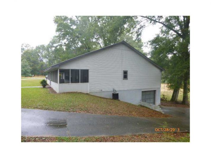 98 Hudson Loop Road, Aragon, GA 30104