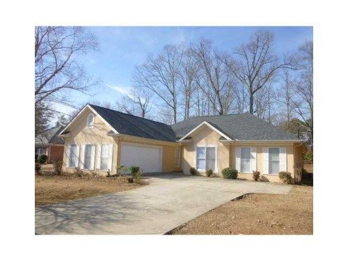 9713 Washington Circle, Jonesboro, GA 30238