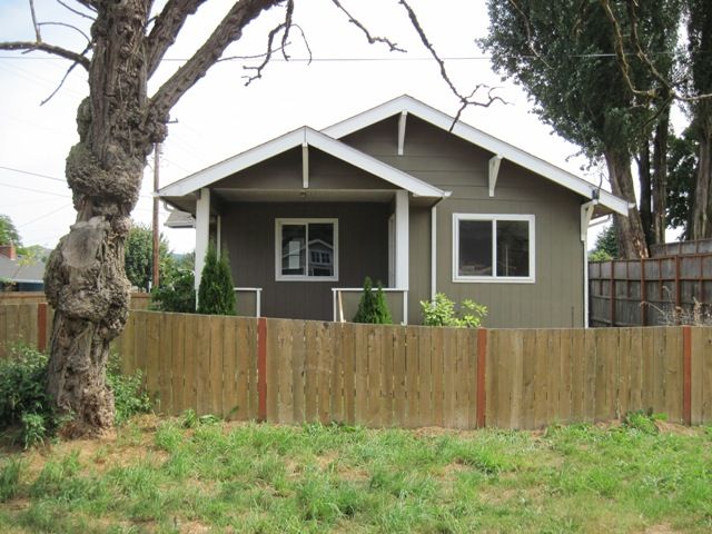 302 Yew Street, Kelso, WA 98626