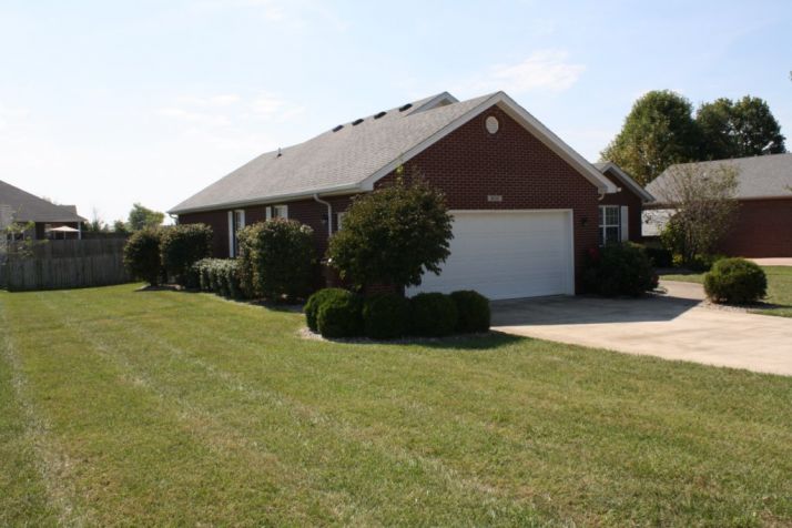 610 Hickory Lane, Elizabethtown, KY 42701