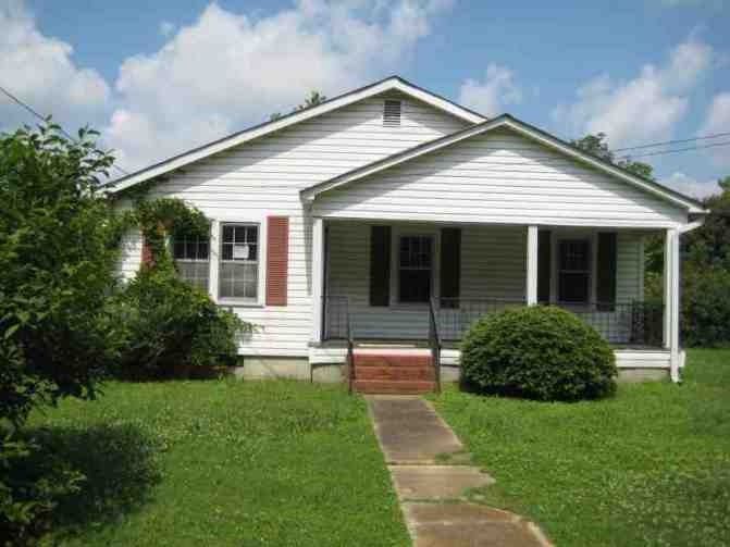 101 Campbell St, Albertville, AL 35950