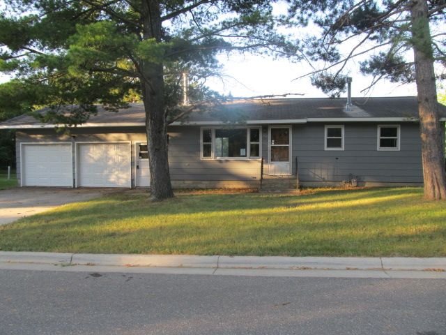 302 E Park St, New York Mills, MN 56567