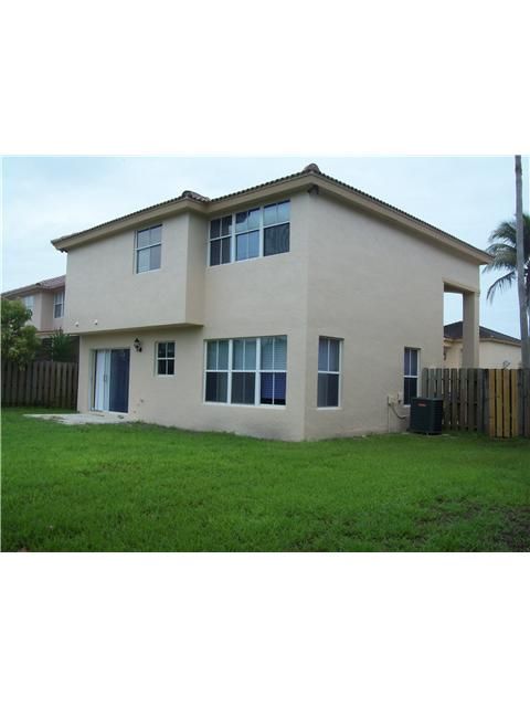 3275 W W. BUENA VISTA DR, Pompano Beach, FL 33063