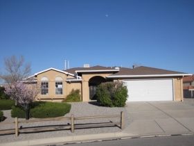 116 Elm Court S.E., Rio Rancho, NM 87124