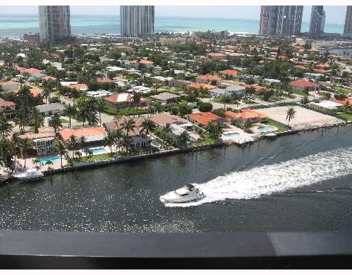 19195 NE 36 CT # 2209-2, Miami, FL 33180