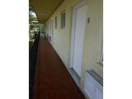 1631 NW 19 ST # 6, Miami, FL 33125