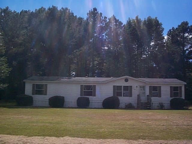 6503 Pygatt Rd, Effingham, SC 29541