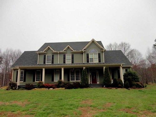 184 Catbird Lane, Dawsonville, GA 30534