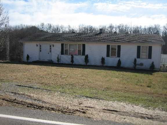 7365 Edmonton Rd, Columbia, KY 42728