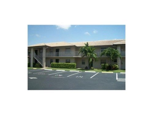 5520 LAKESIDE DR # 204, Pompano Beach, FL 33063