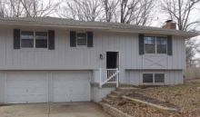 414 SW Parkwood Drive Blue Springs, MO 64014
