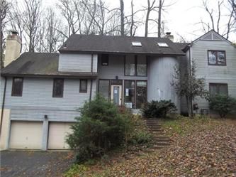 129 Oakwood Ln #township Of, Valley Forge, PA 19481