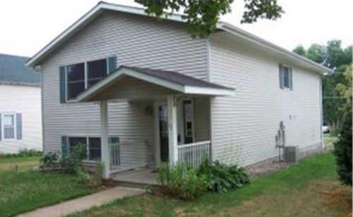 605 1/2 Calhoun Ave S, Lanesboro, MN 55949