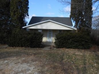 209 N. Jefferson, Fithian, IL 61844