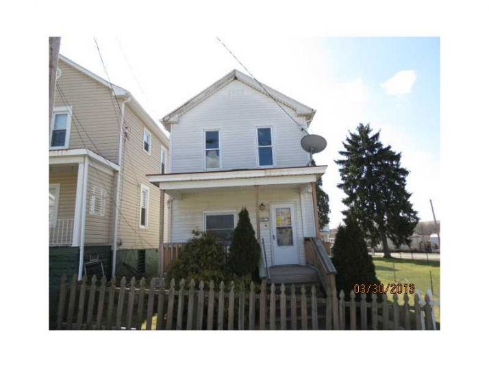 106 Jones St, Everson, PA 15631