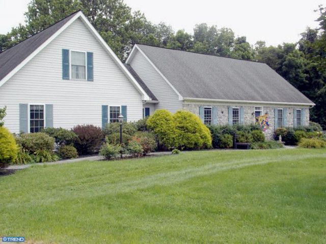 607 BUNKER HILL RD, Strasburg, PA 17579